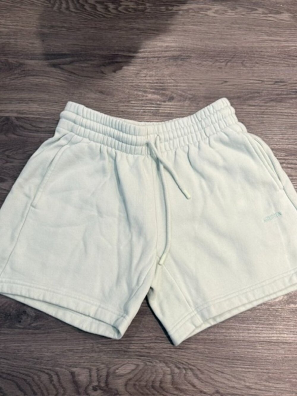 ARITZIA-TNA SWEATFLEECE SHORTS